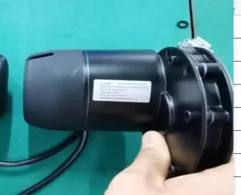 Robooter E40 Brushless Motor Right